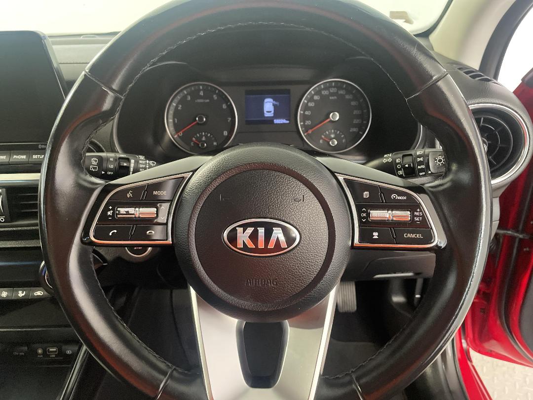 Photo '28' of KIA Cerato Photo '28' of KIA Cerato