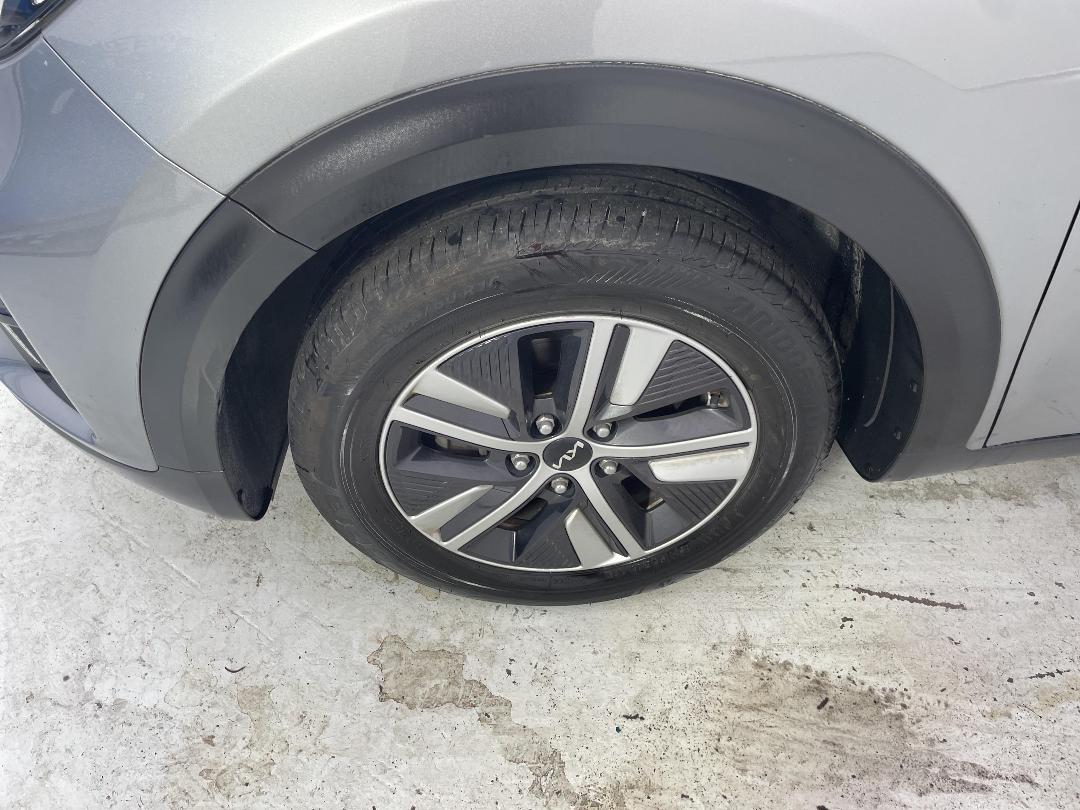 Photo '10' of KIA Niro