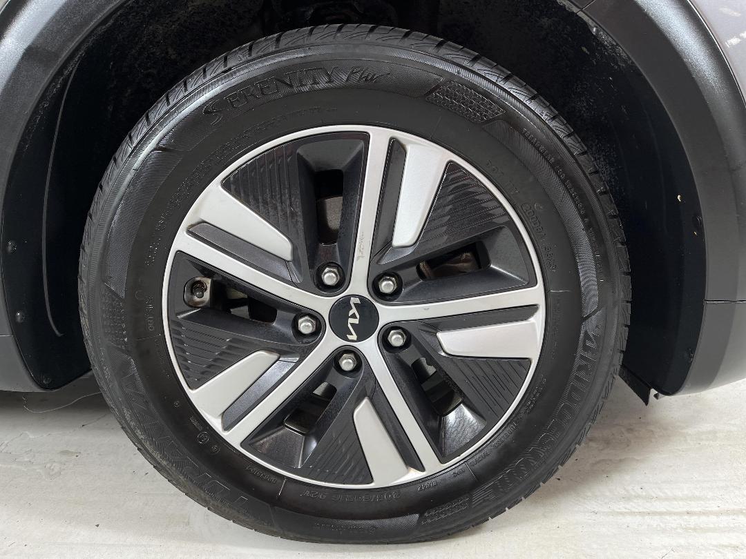 Photo '9' of KIA Niro Photo '9' of KIA Niro