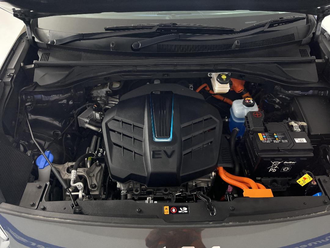 Photo '13' of KIA Niro