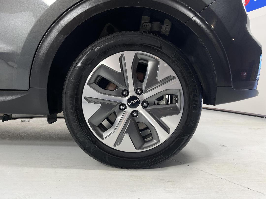 Photo '11' of KIA Niro