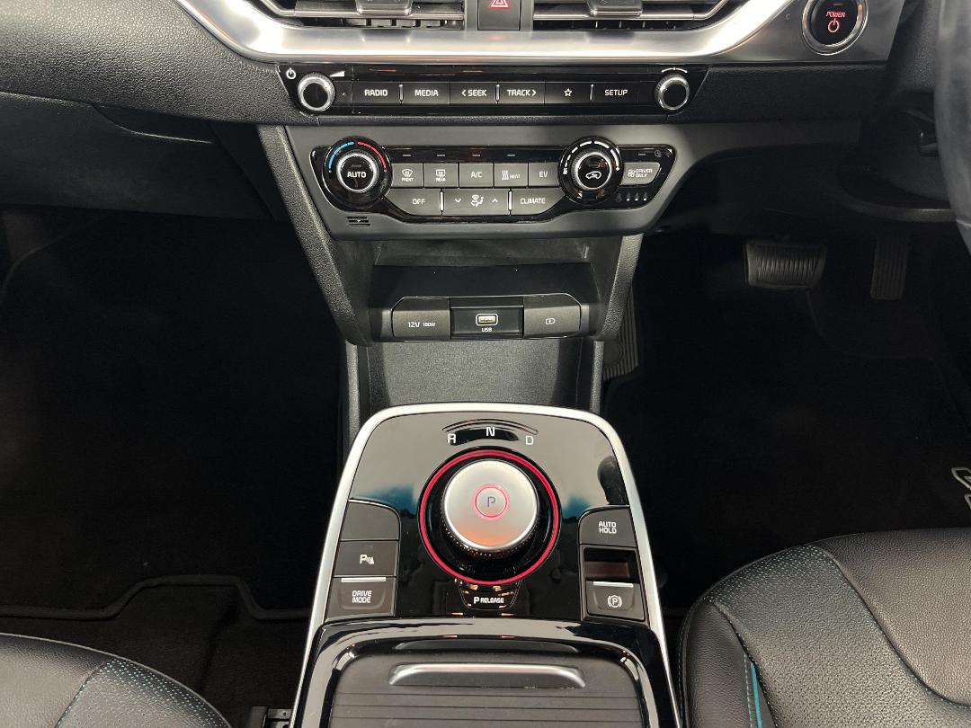 Photo '18' of KIA Niro