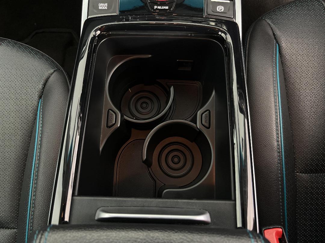 Photo '30' of KIA Niro