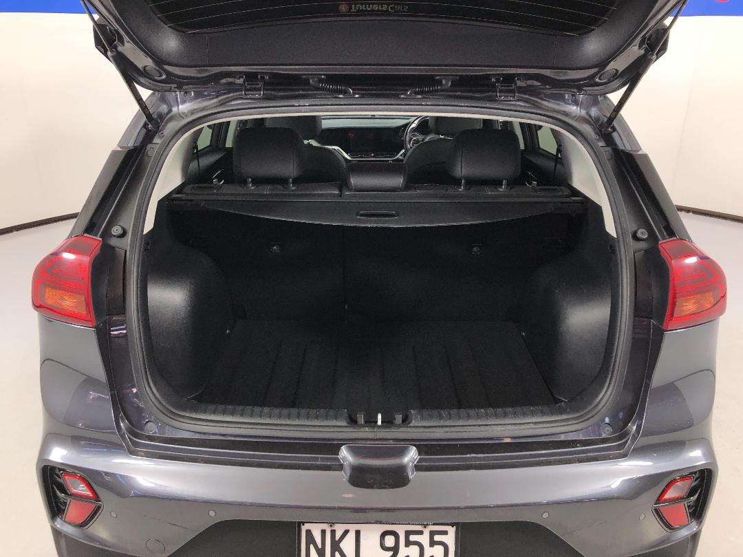 Photo '14' of KIA Niro