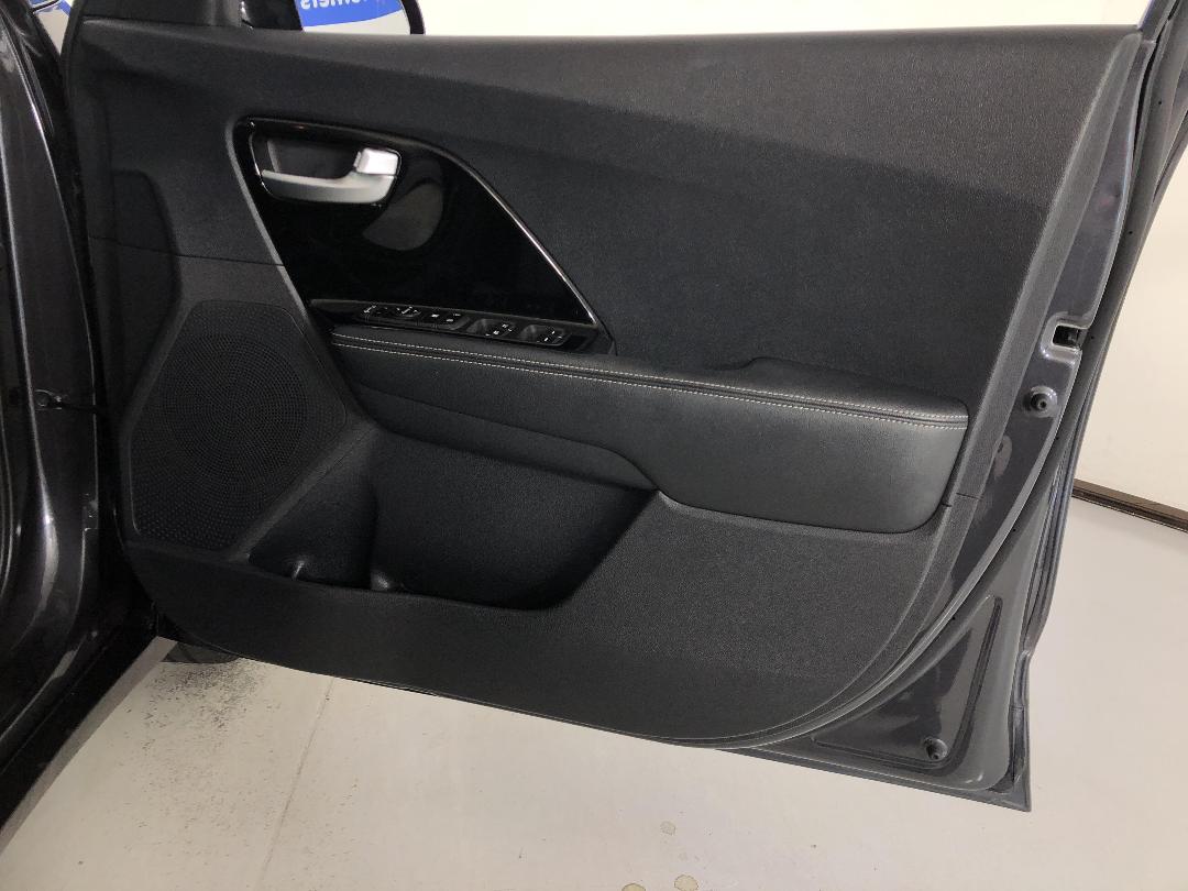 Photo '15' of KIA Niro