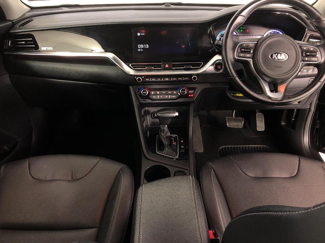 Photo '17' of KIA Niro