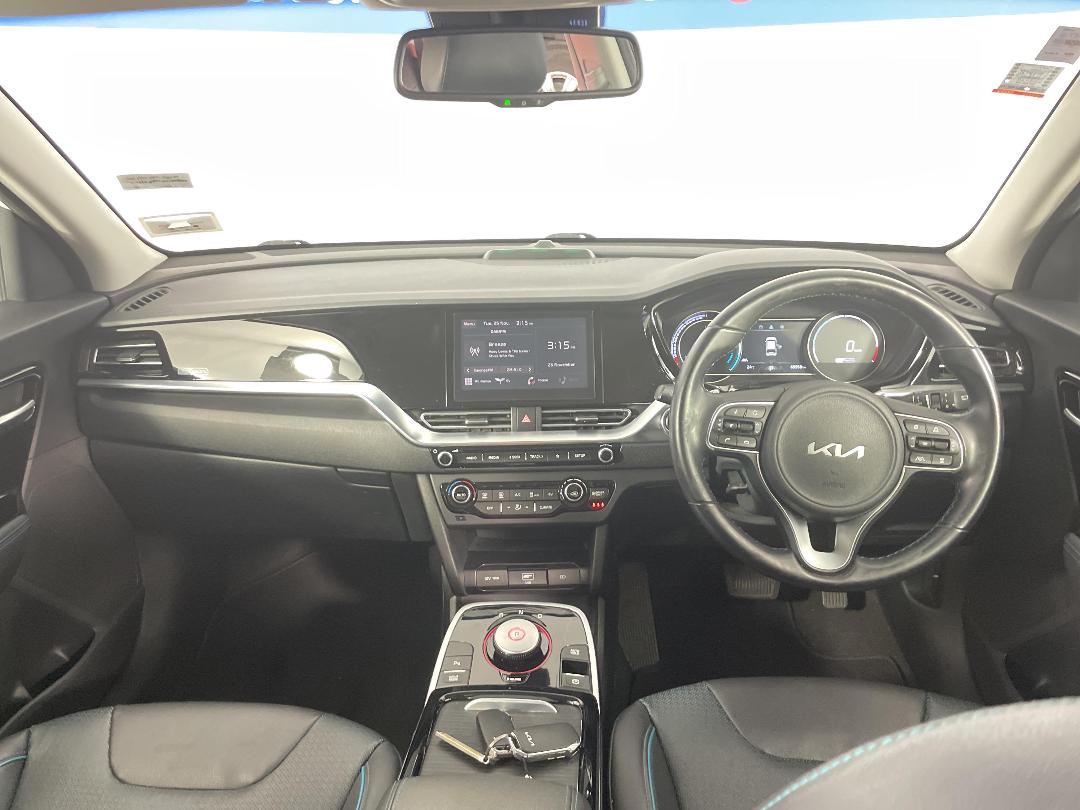 Photo '17' of KIA Niro