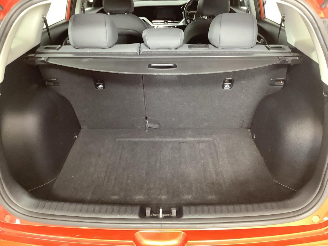 Photo '14' of KIA Niro Photo '14' of KIA Niro