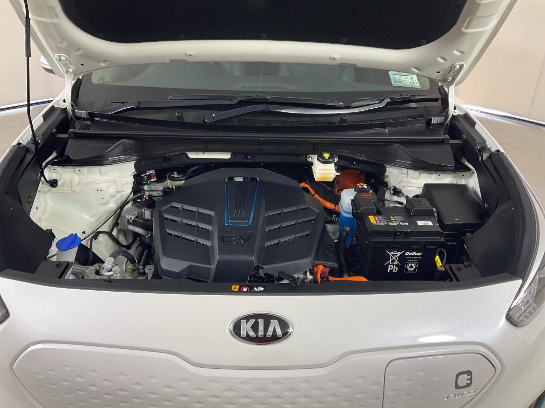 Photo '13' of KIA Niro