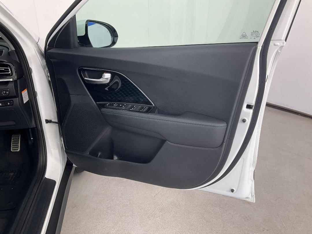 Photo '15' of KIA Niro