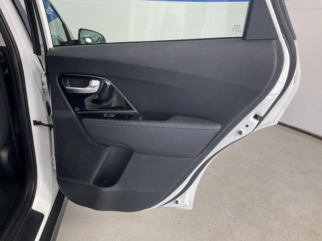 Photo '19' of KIA Niro