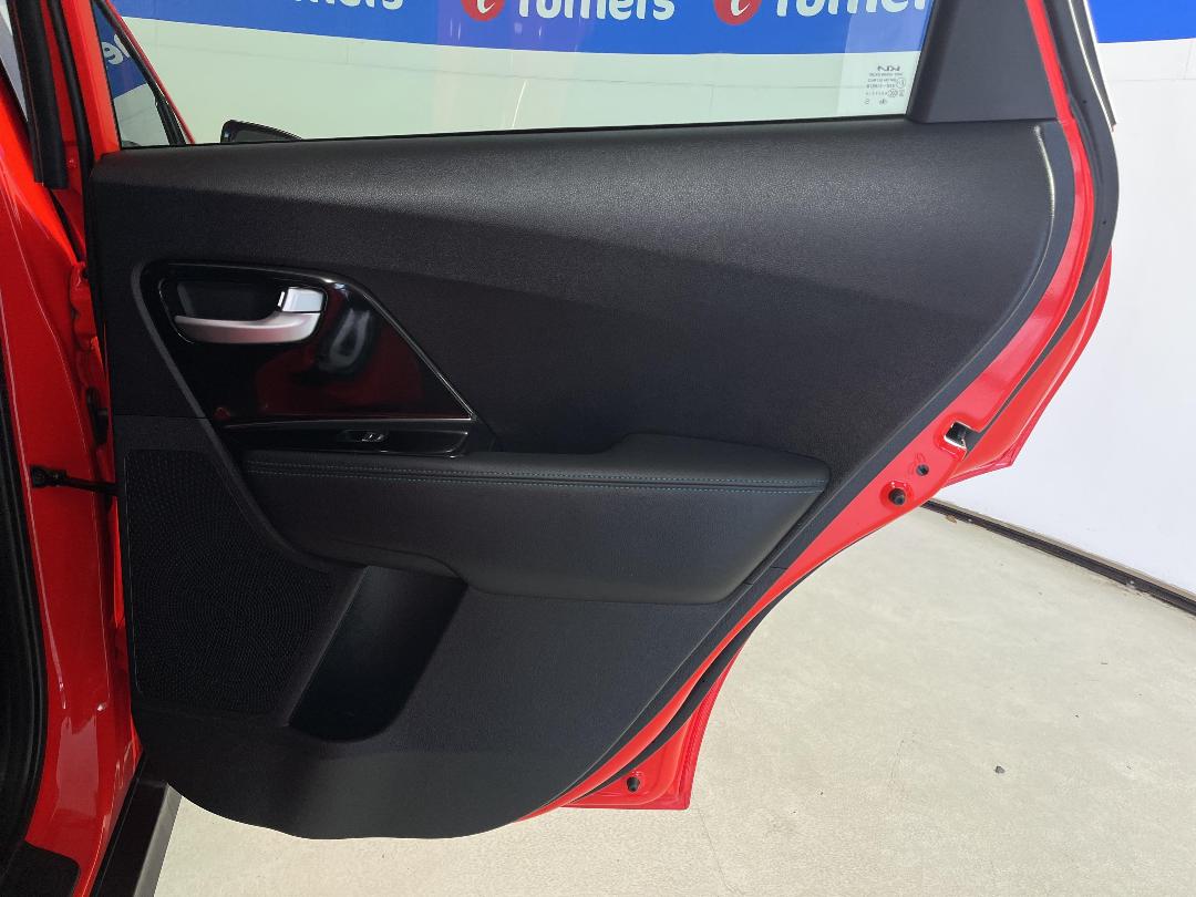 Photo '19' of KIA Niro