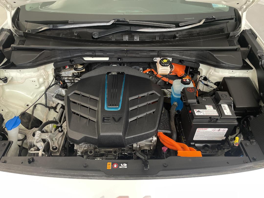 Photo '13' of KIA Niro