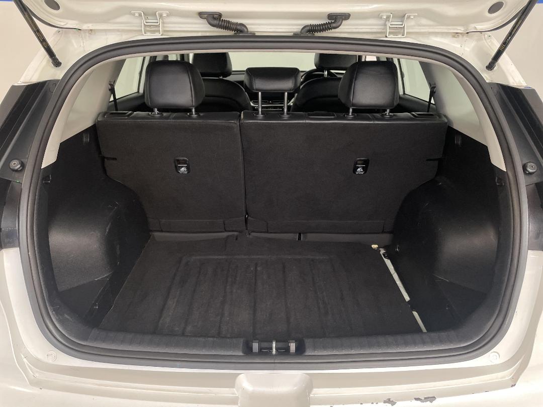 Photo '14' of KIA Niro