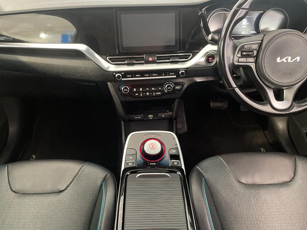 Photo '18' of KIA Niro