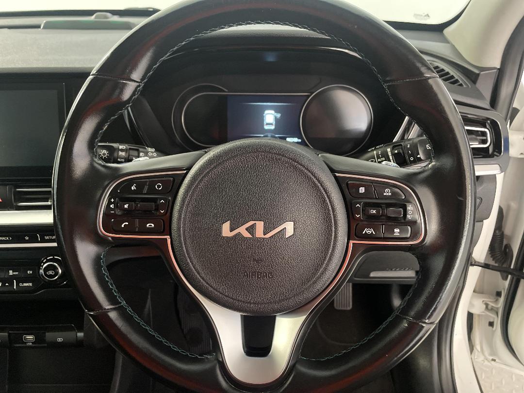 Photo '28' of KIA Niro