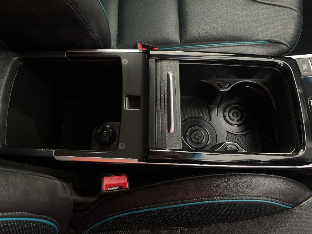 Photo '33' of KIA Niro