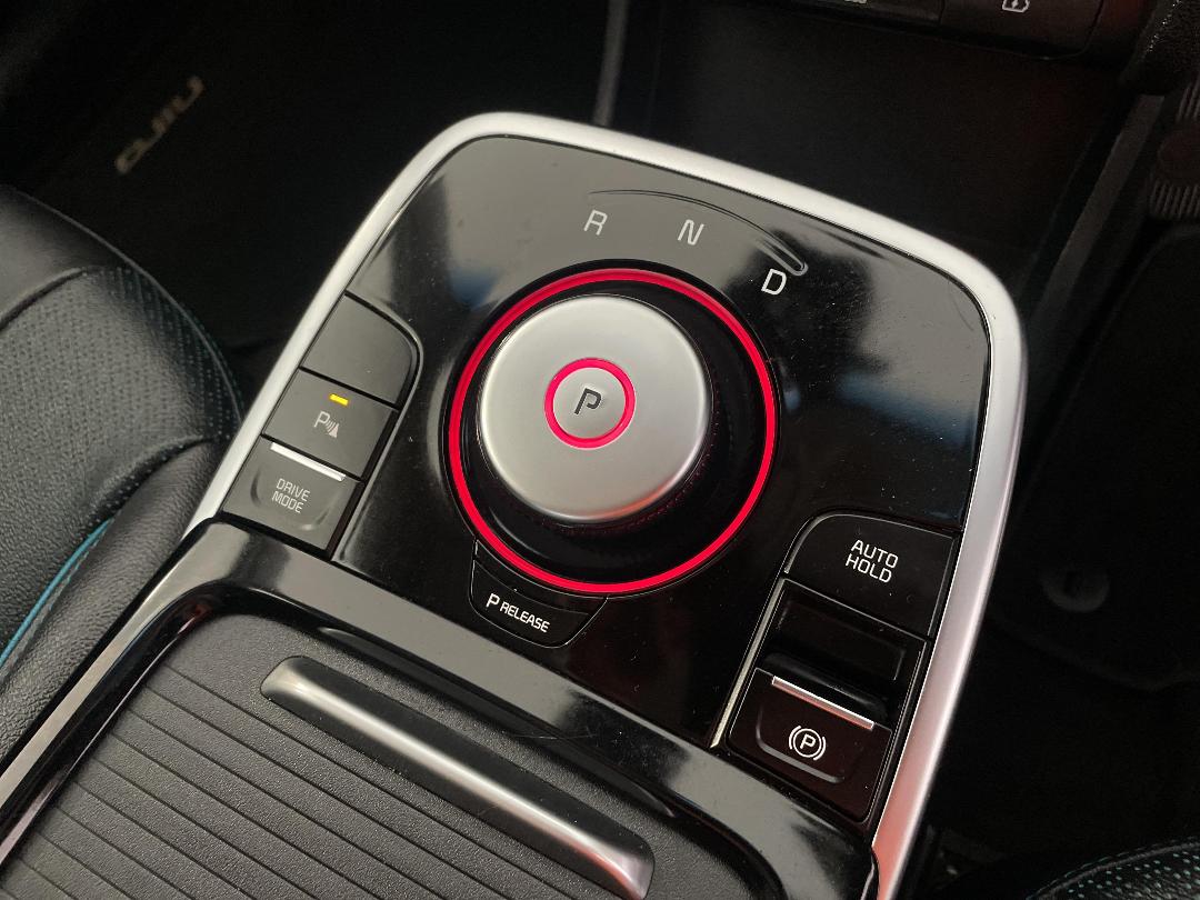 Photo '32' of KIA Niro