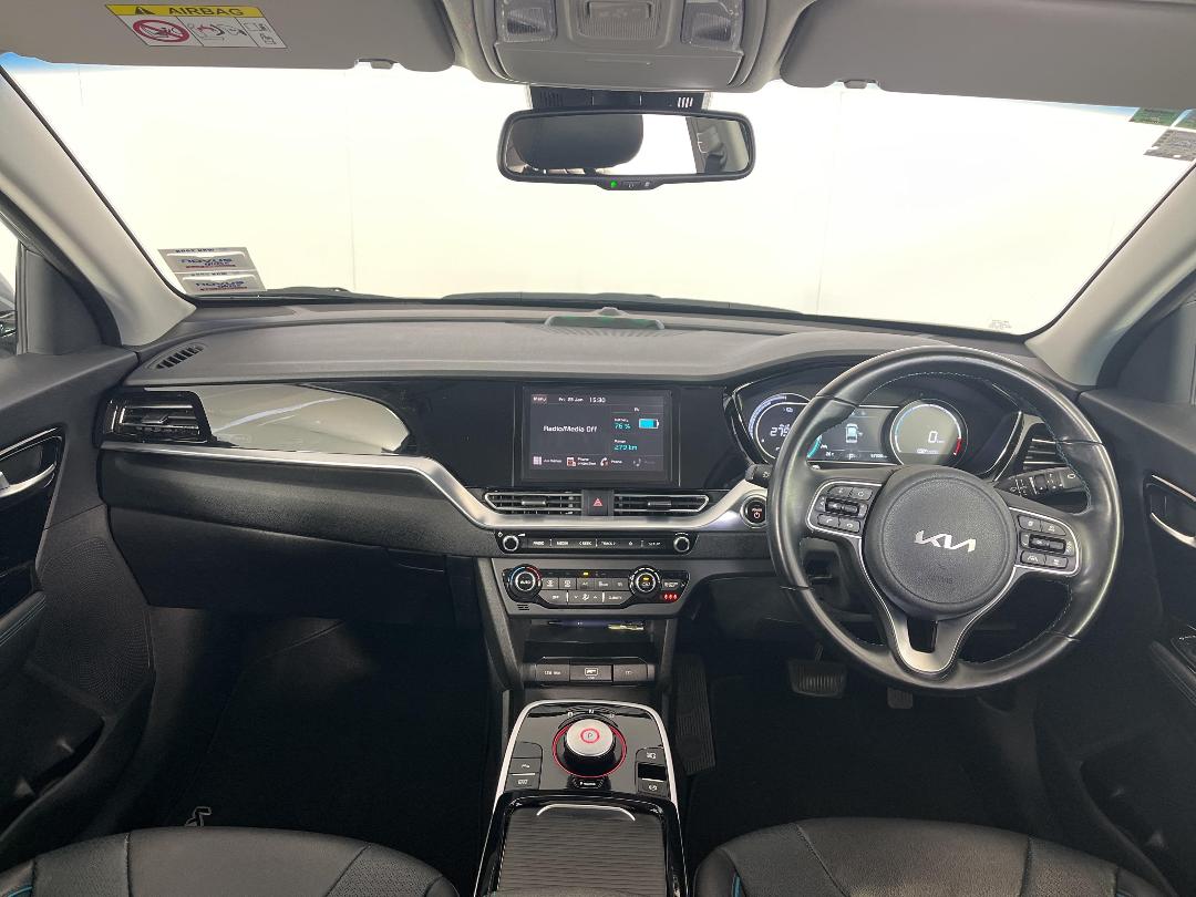 Photo '17' of KIA Niro