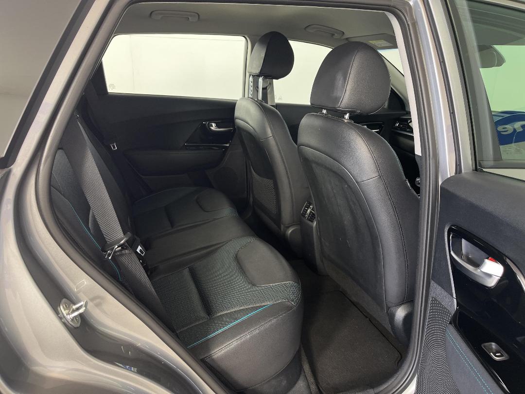 Photo '20' of KIA Niro