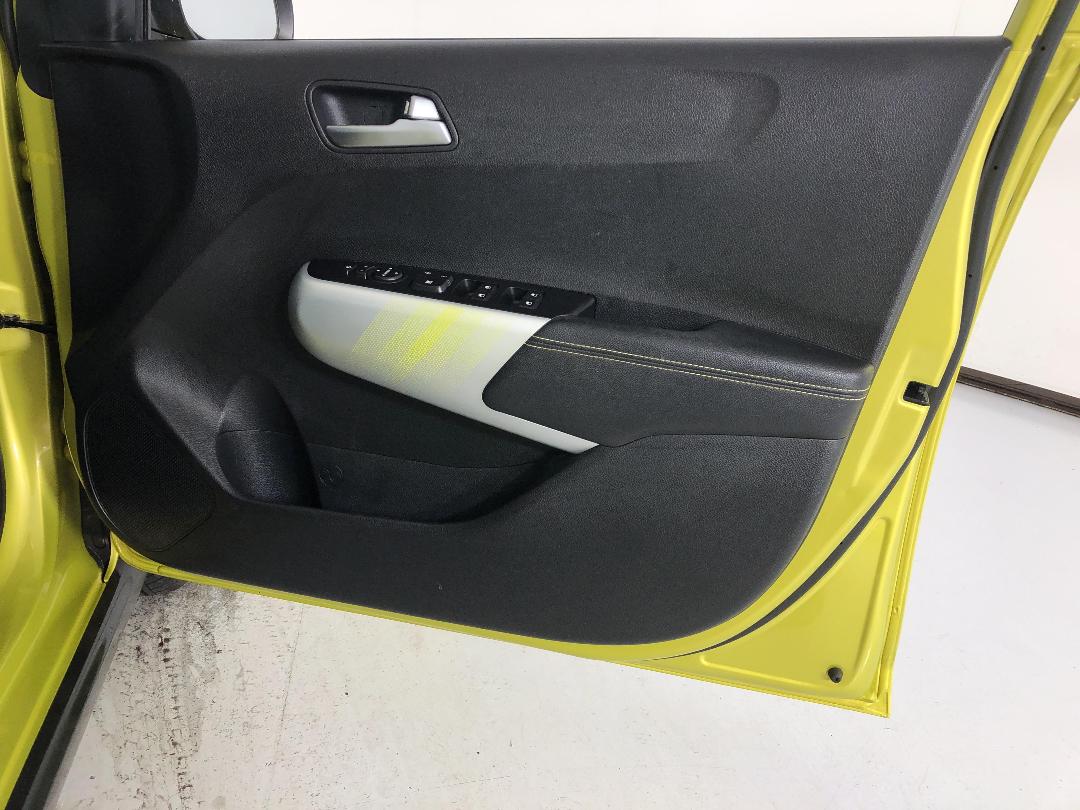 Photo '15' of KIA Picanto