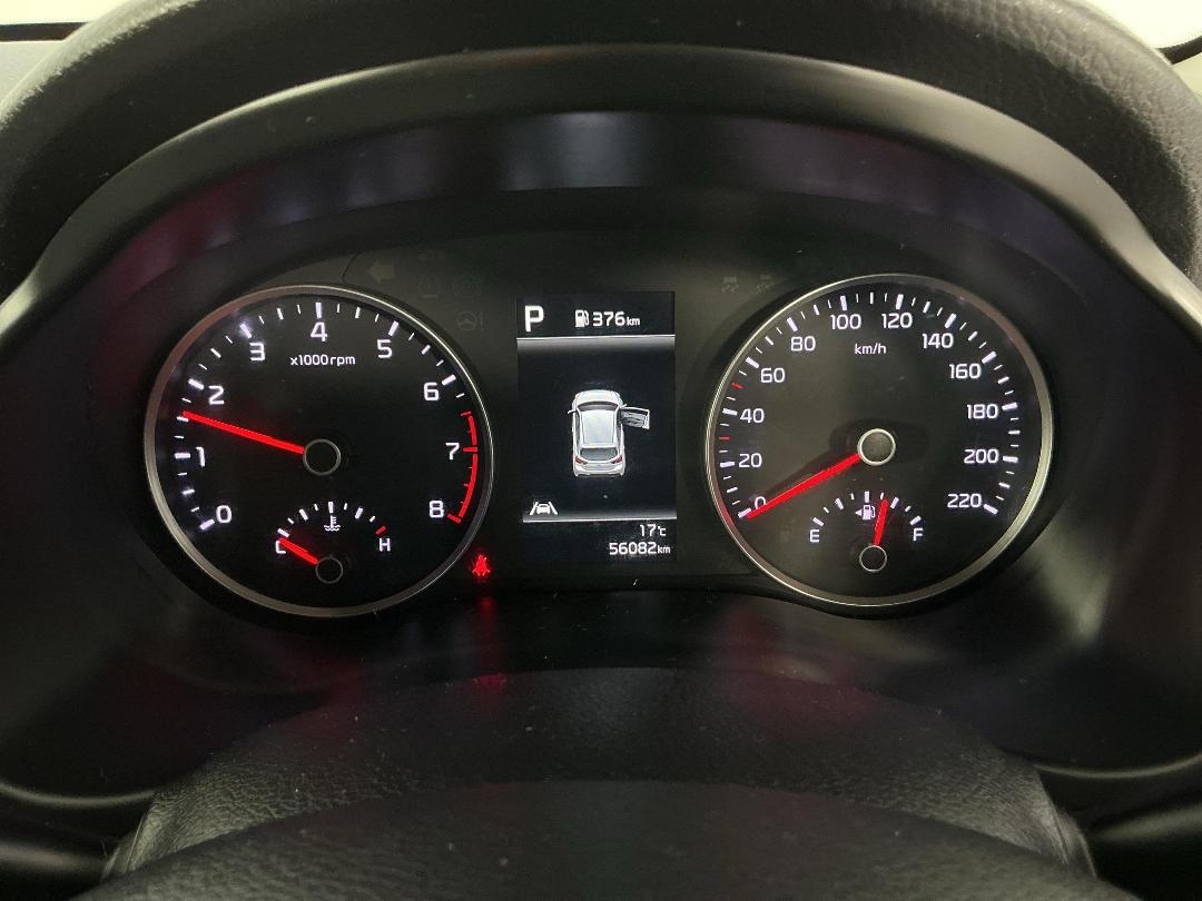 Photo '21' of KIA RIO