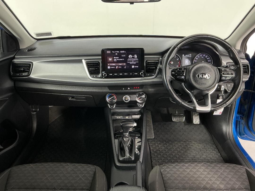 Photo '17' of KIA RIO