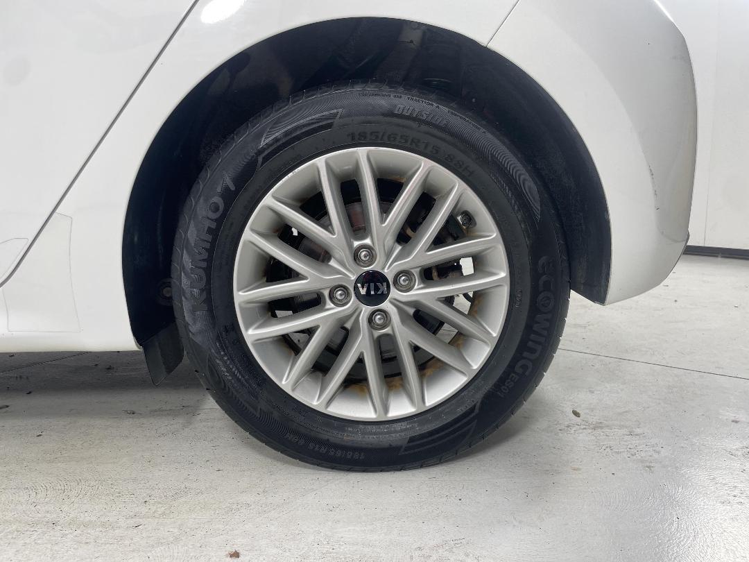 Photo '11' of KIA RIO Photo '11' of KIA RIO