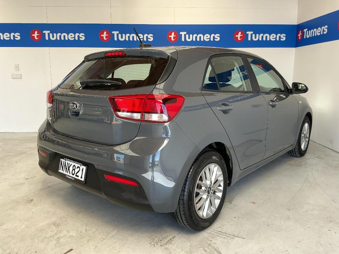 Photo '7' of KIA RIO Photo '7' of KIA RIO