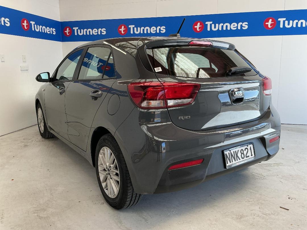 Photo '5' of KIA RIO Photo '5' of KIA RIO