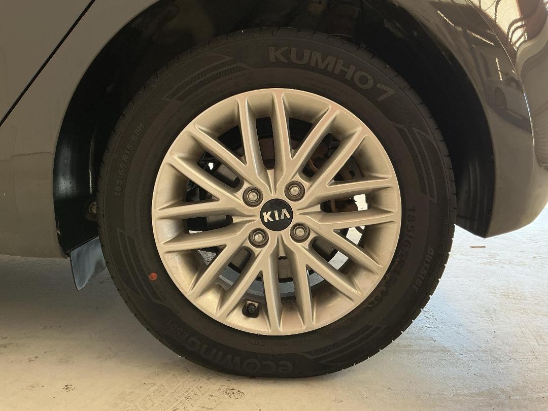 Photo '11' of KIA RIO Photo '11' of KIA RIO