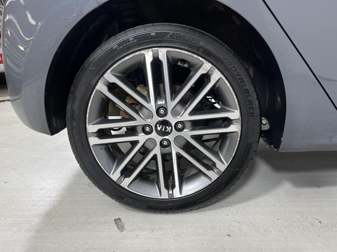 Photo '12' of KIA RIO