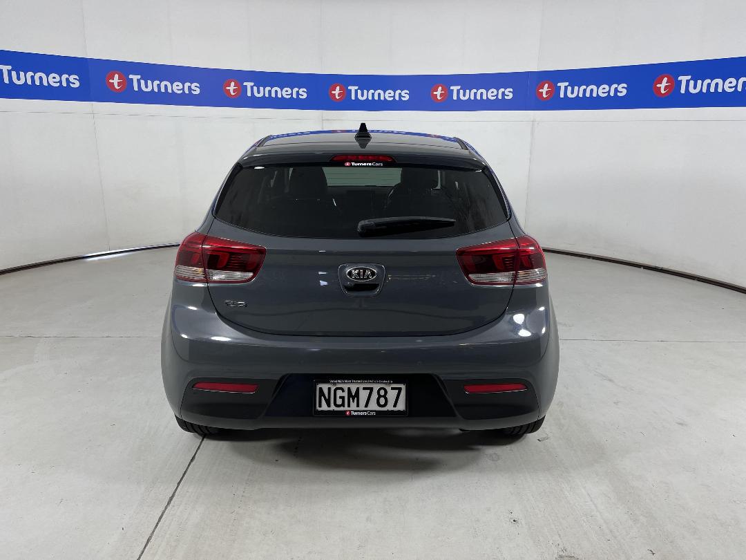 Photo '6' of KIA RIO