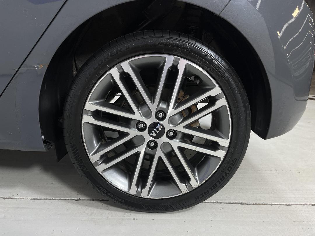 Photo '11' of KIA RIO