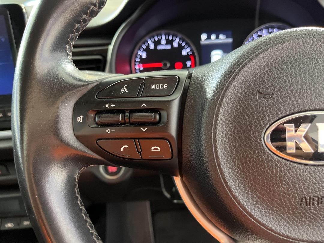 Photo '24' of KIA RIO