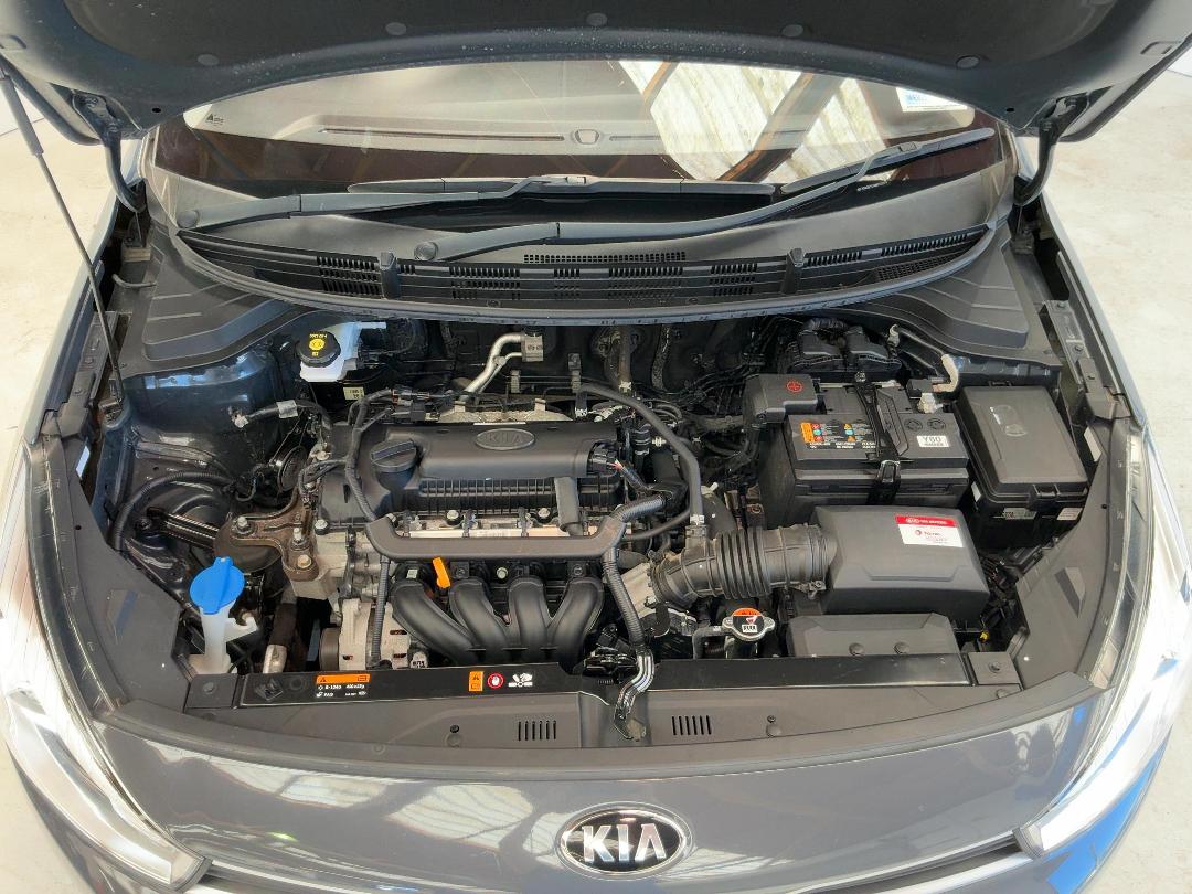Photo '13' of KIA RIO