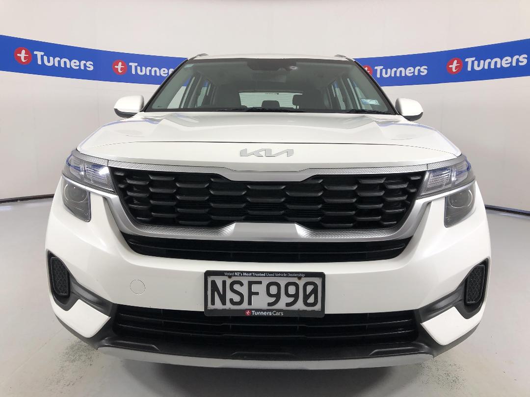 Photo '2' of KIA Seltos Photo '2' of KIA Seltos