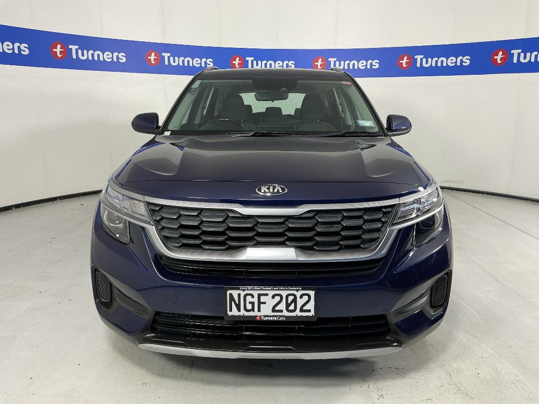 Photo '2' of KIA Seltos Photo '2' of KIA Seltos