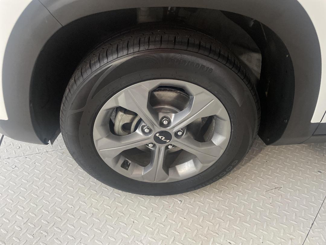 Photo '10' of KIA Seltos