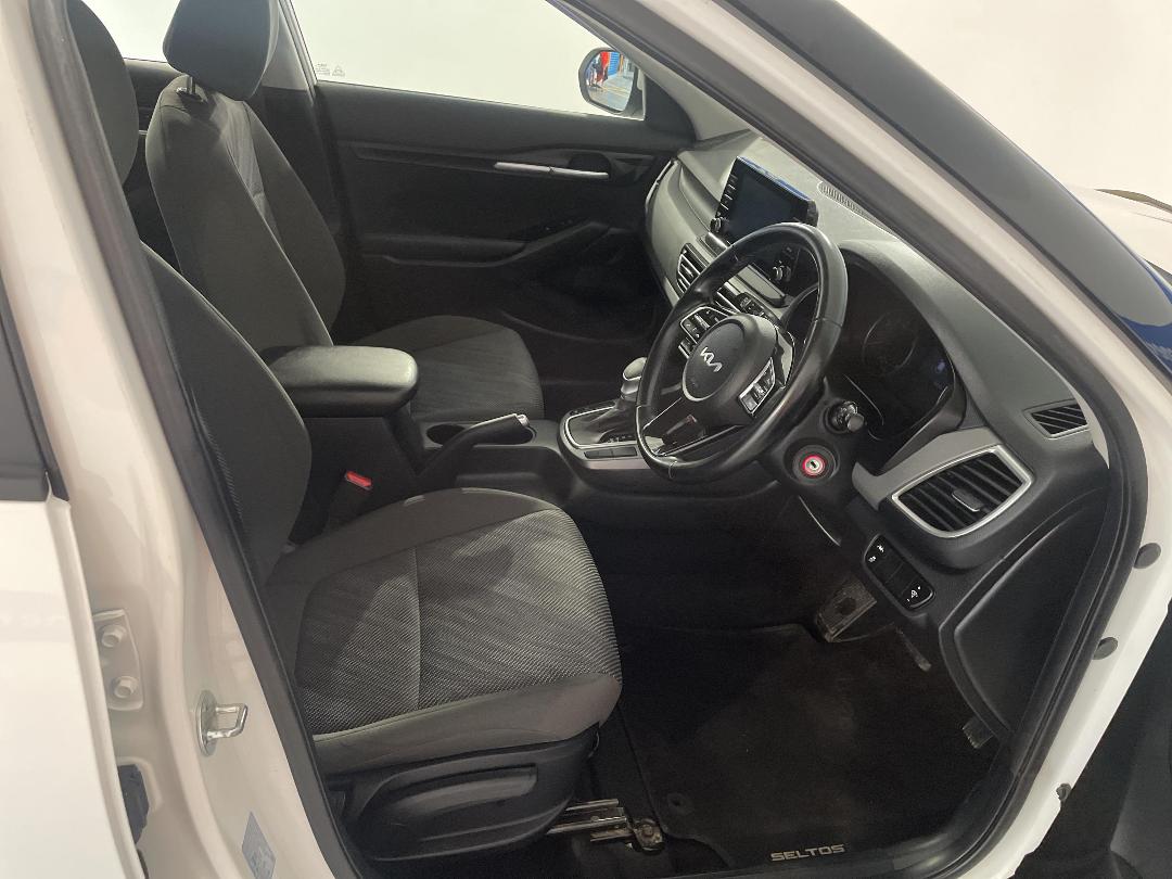 Photo '16' of KIA Seltos