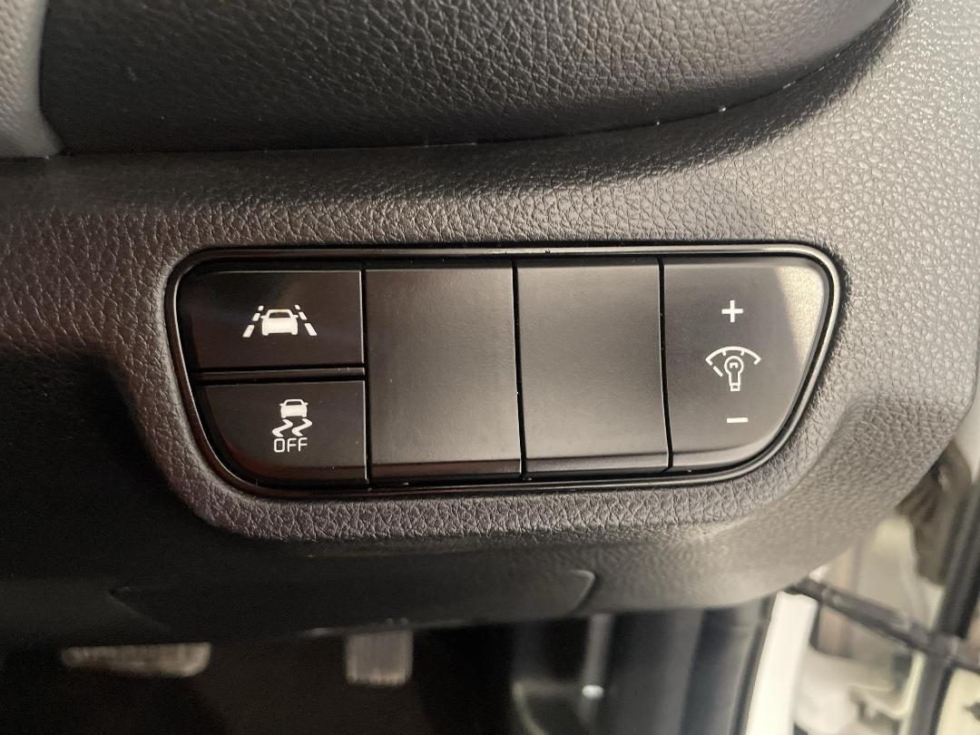 Photo '24' of KIA Seltos