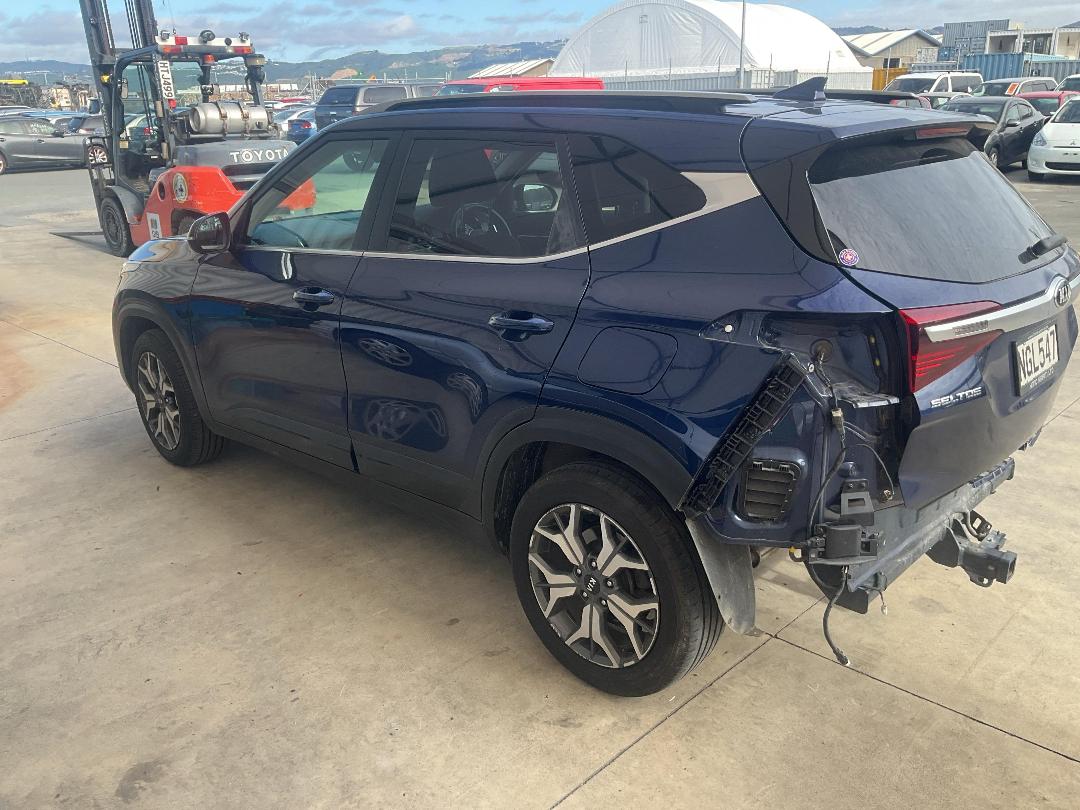 Photo '3' of KIA Seltos EX