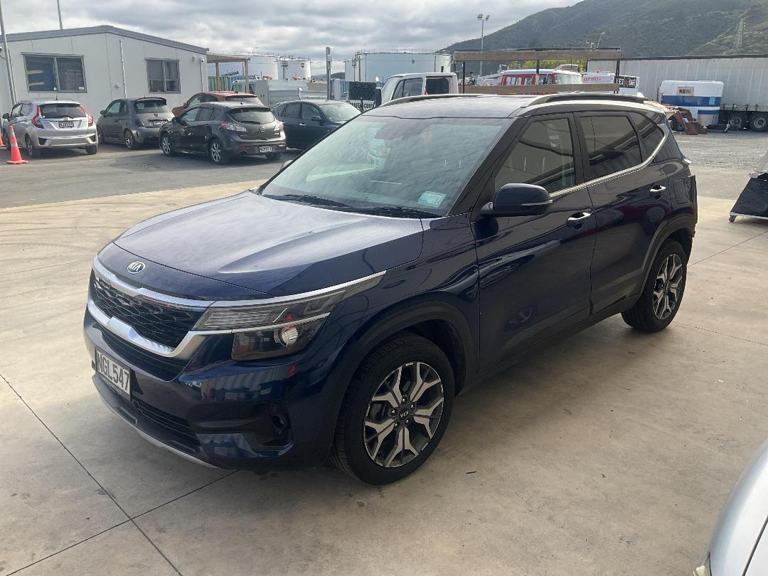 Photo '2' of KIA Seltos EX