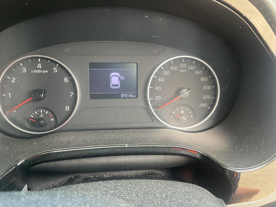 Photo '8' of KIA Seltos EX