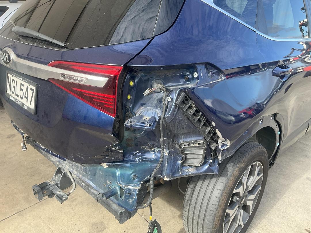 Photo '18' of KIA Seltos EX