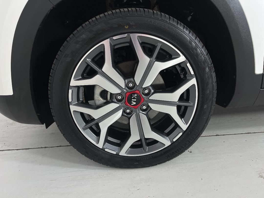 Photo '10' of KIA Seltos