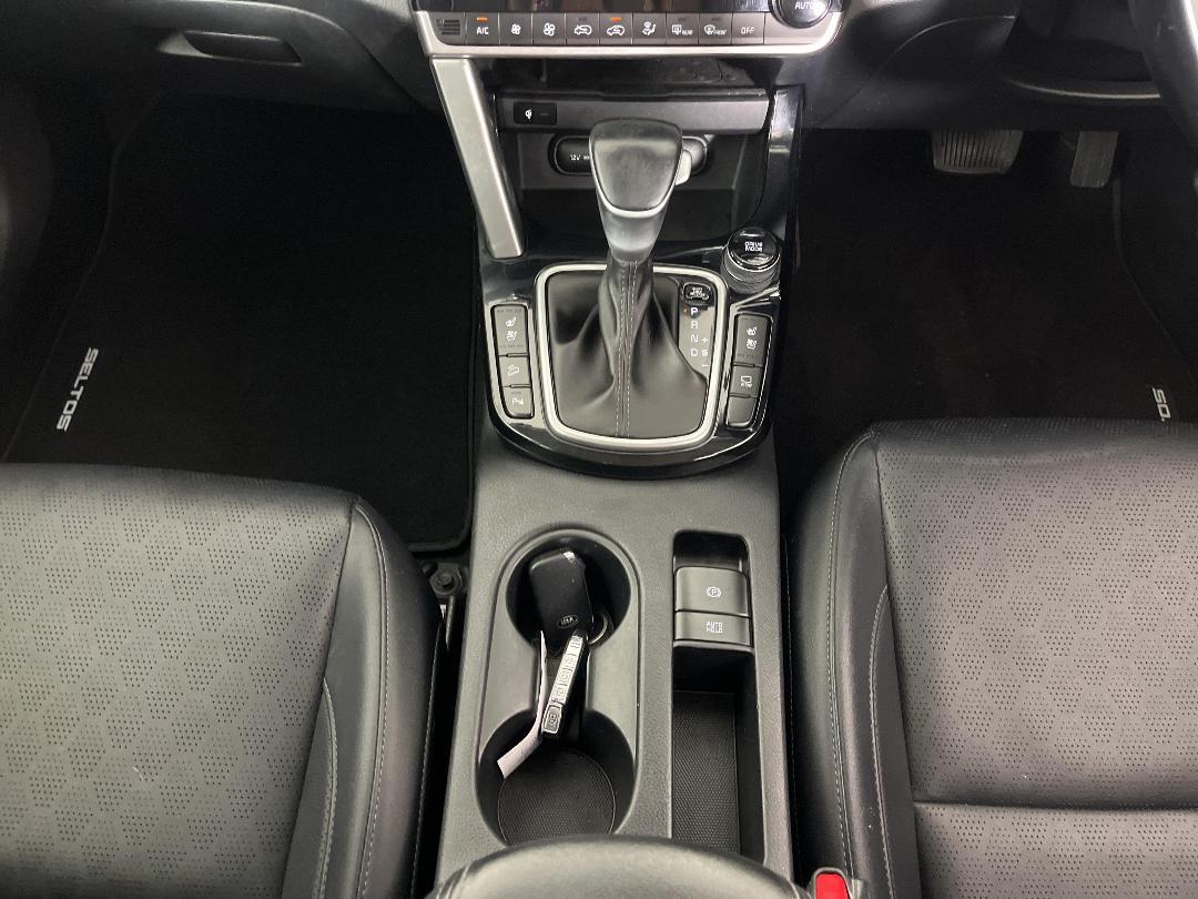 Photo '23' of KIA Seltos