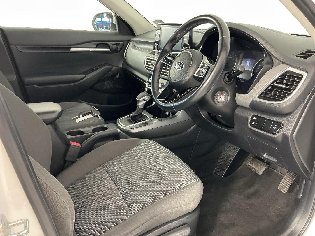 Photo '16' of KIA Seltos