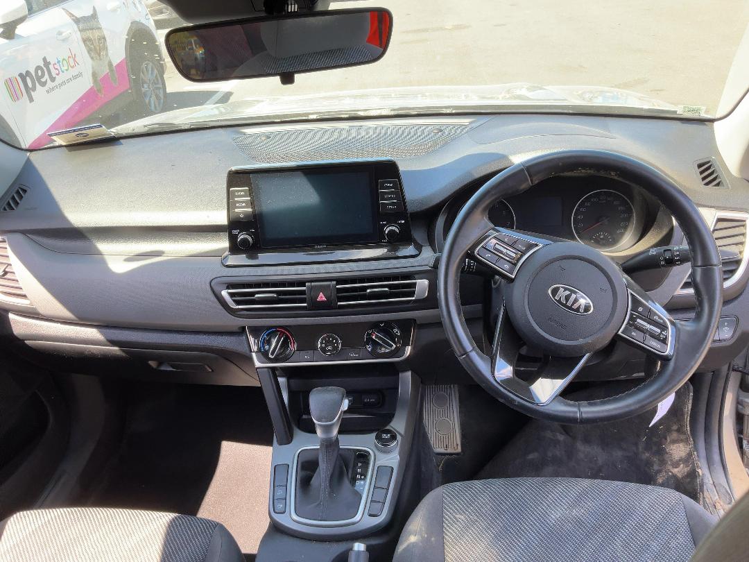 Photo '10' of KIA Seltos LX