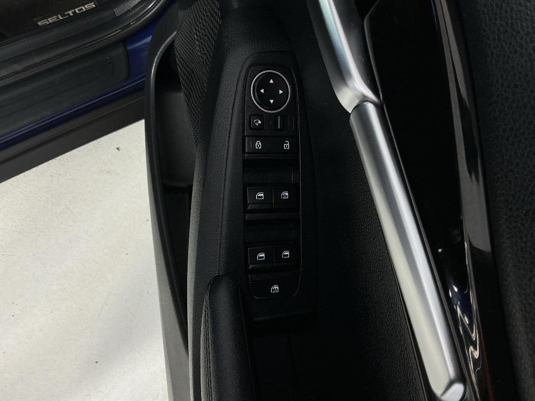 Photo '23' of KIA Seltos